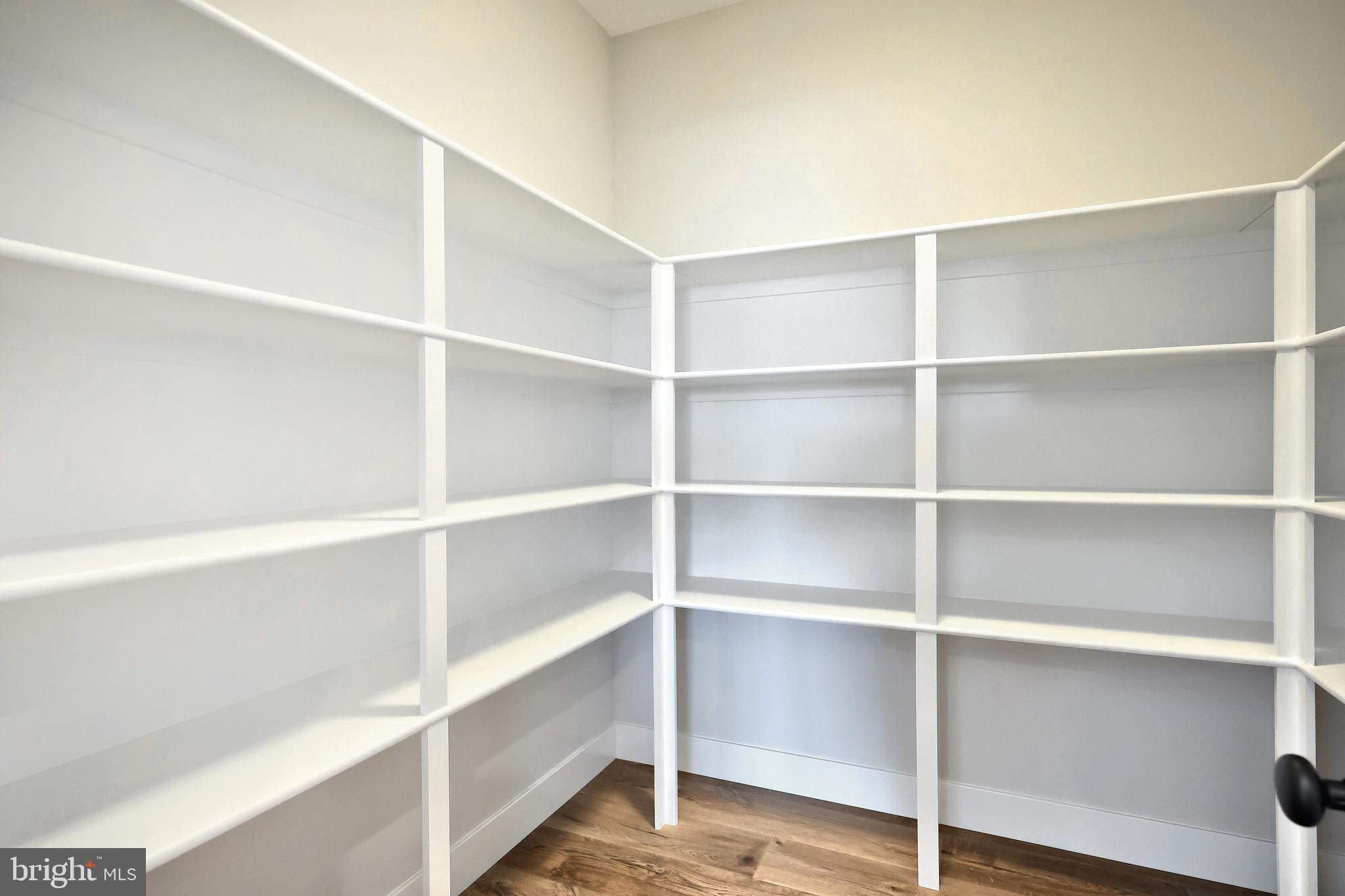 WILLOW CREEK FARMS - Residential