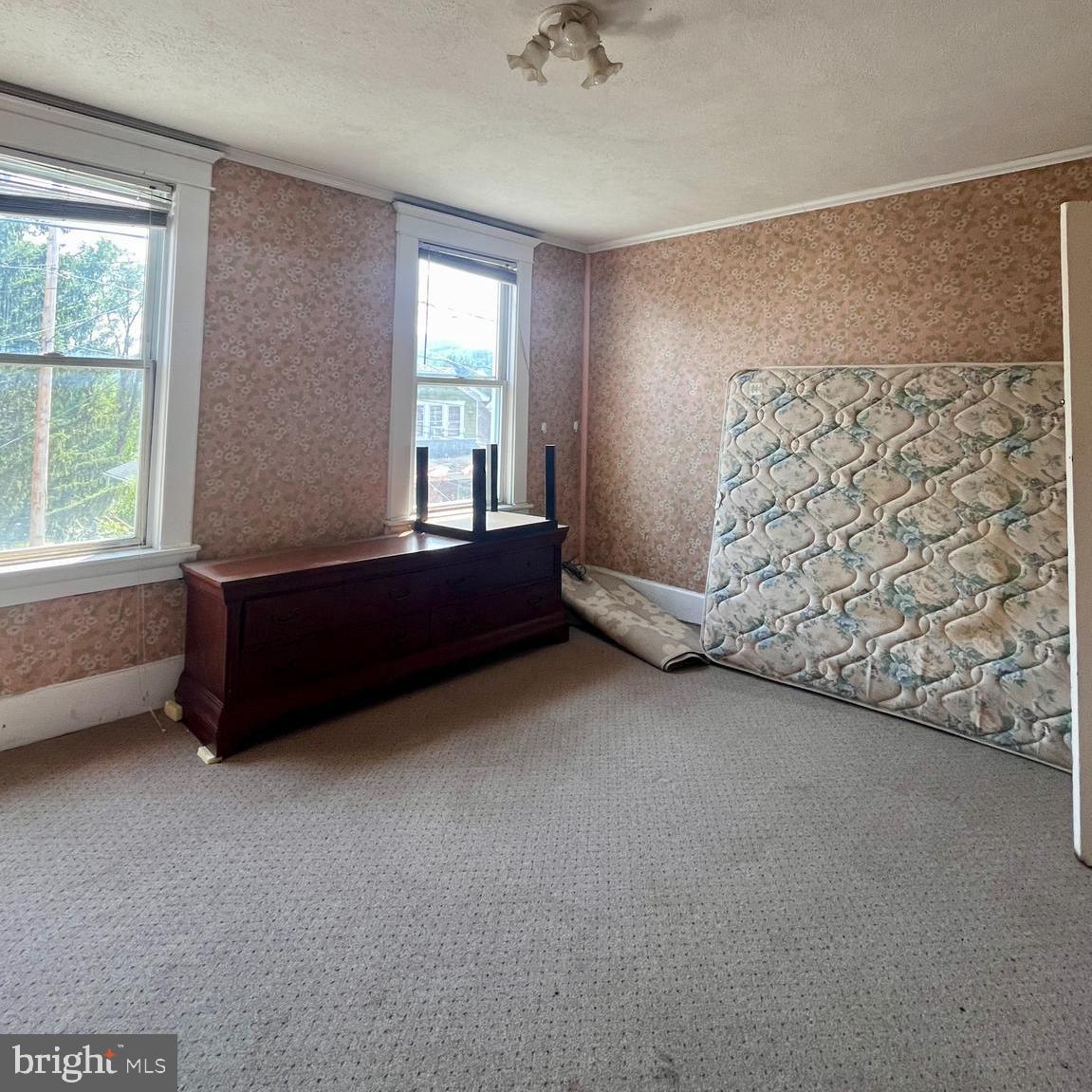 SOUTH END - Residential