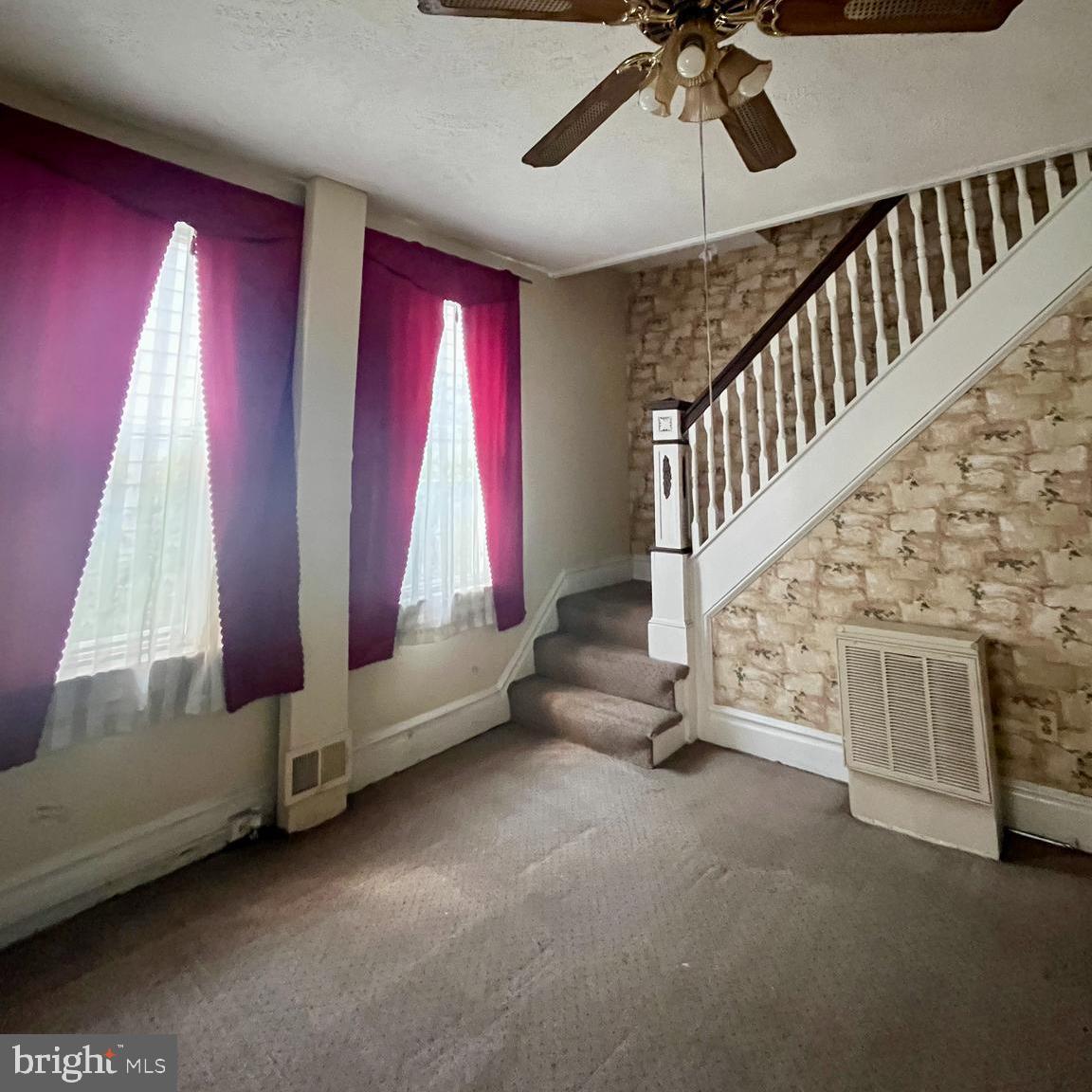 SOUTH END - Residential