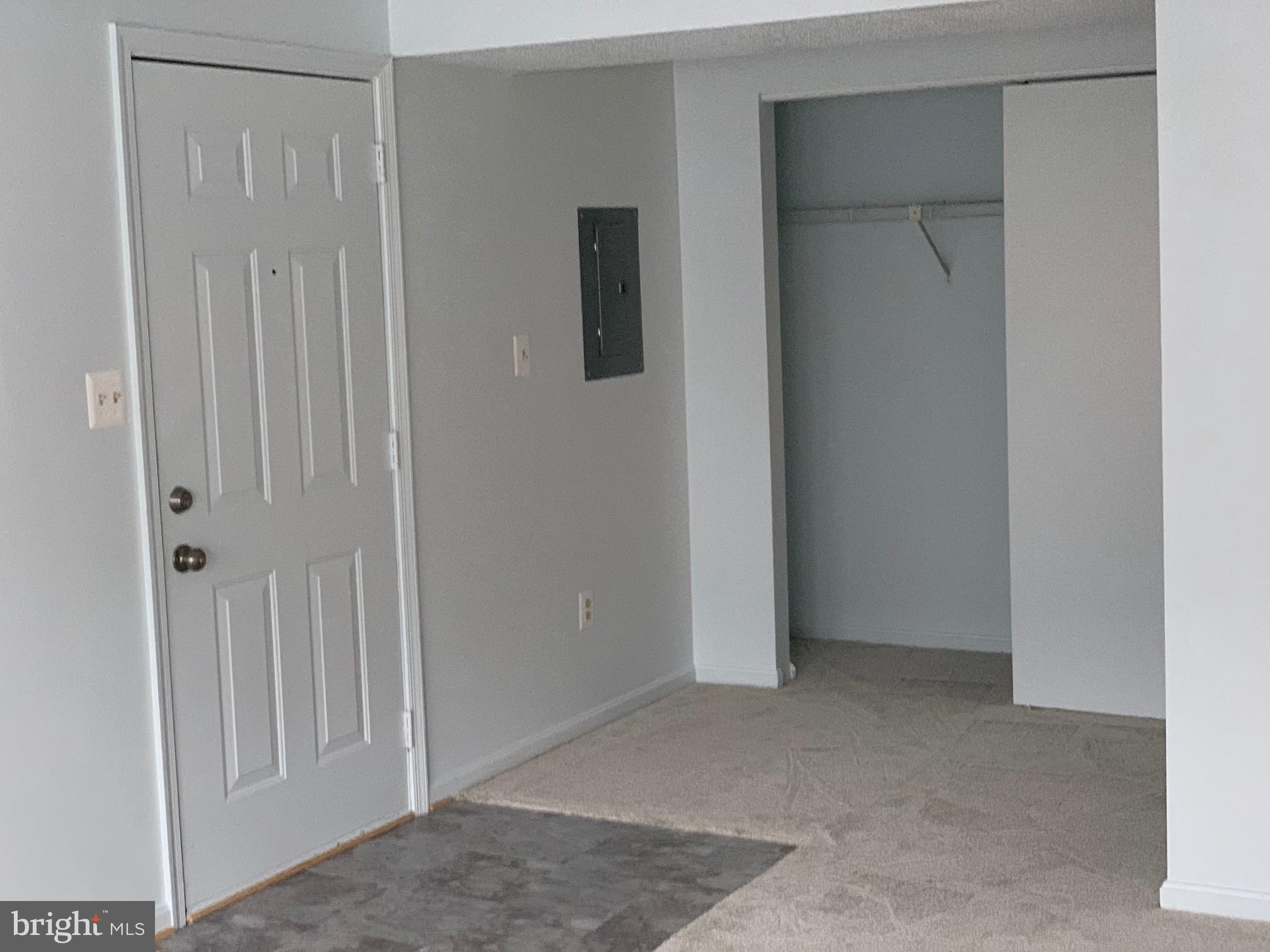 SILVER SPRING - Residential Lease