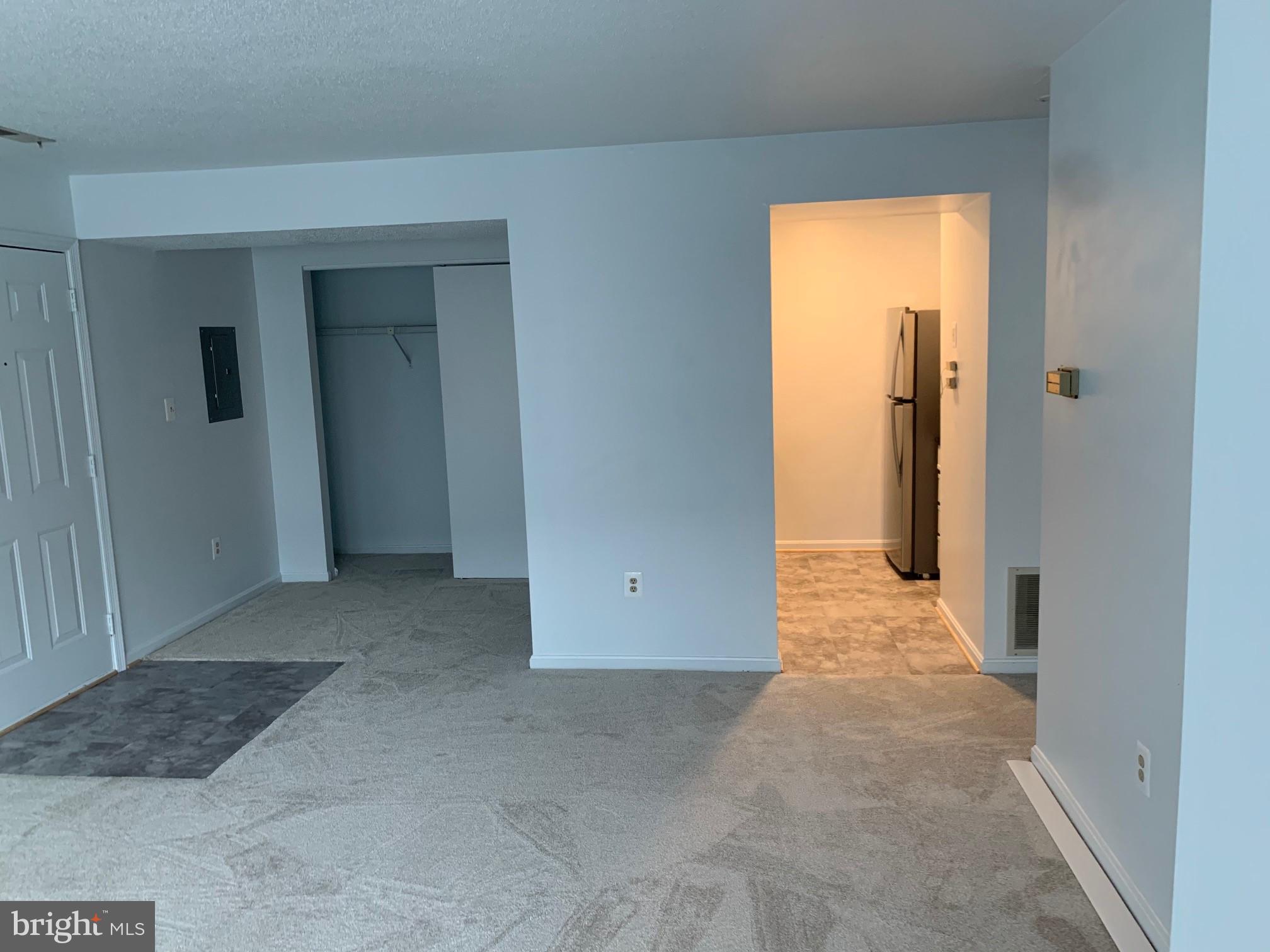 SILVER SPRING - Residential Lease