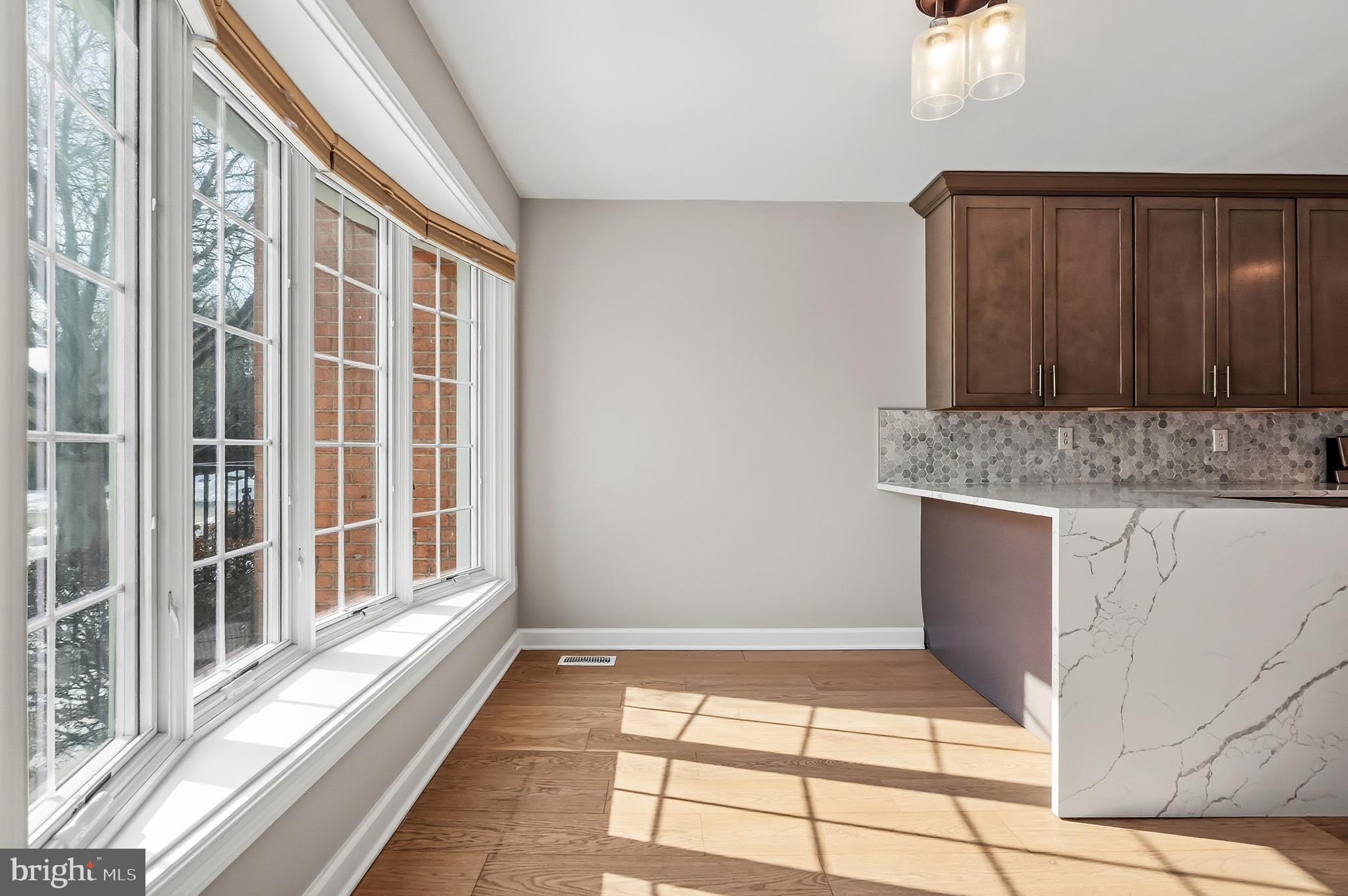 WESTMORELAND SQUARE - Residential