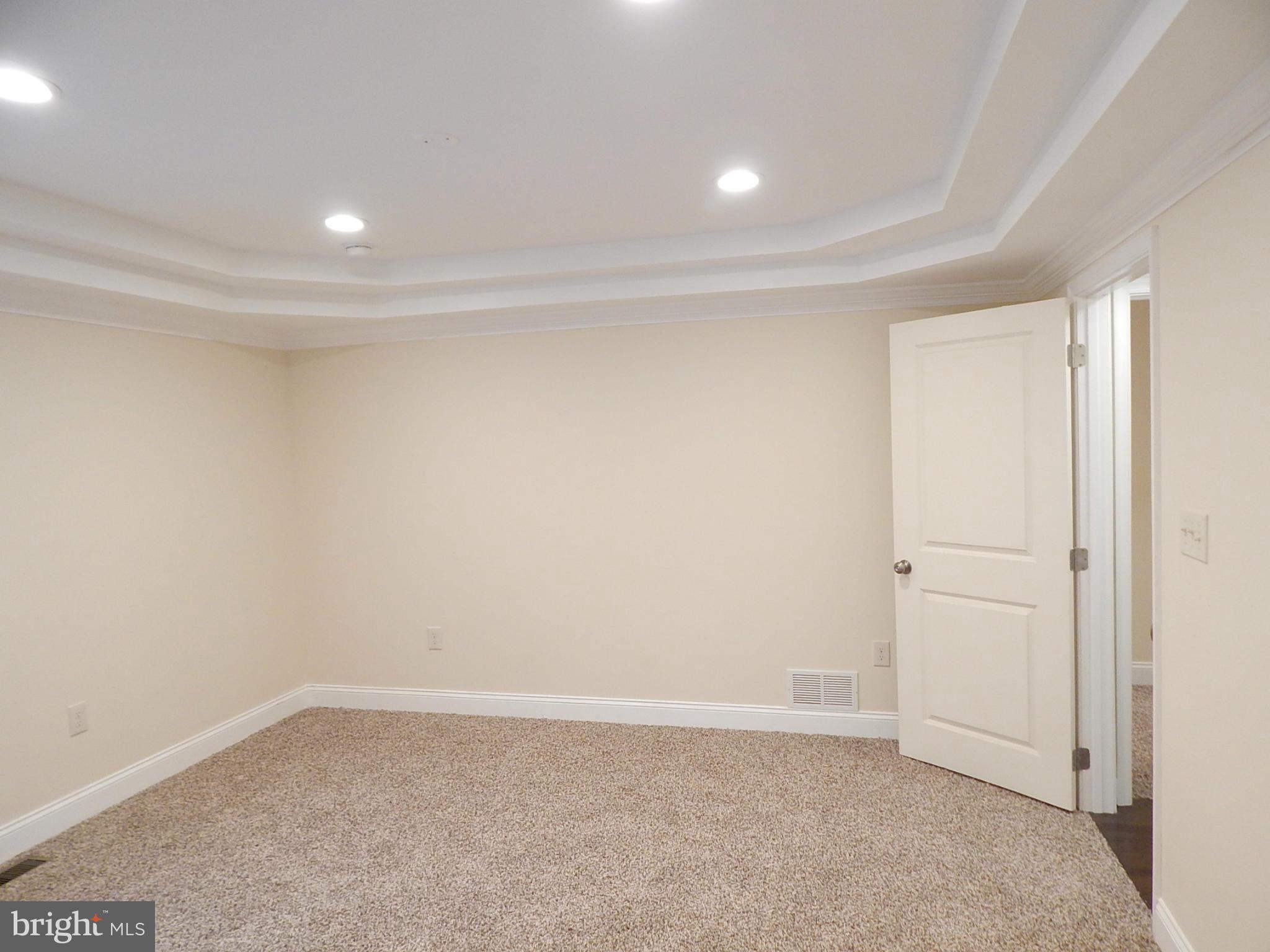 RIVIERA BEACH - Residential