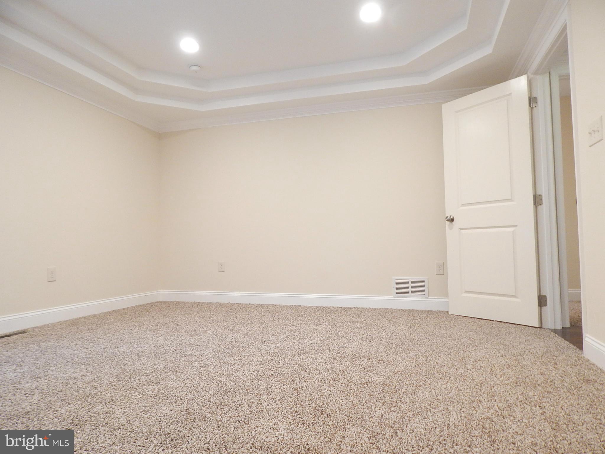 RIVIERA BEACH - Residential