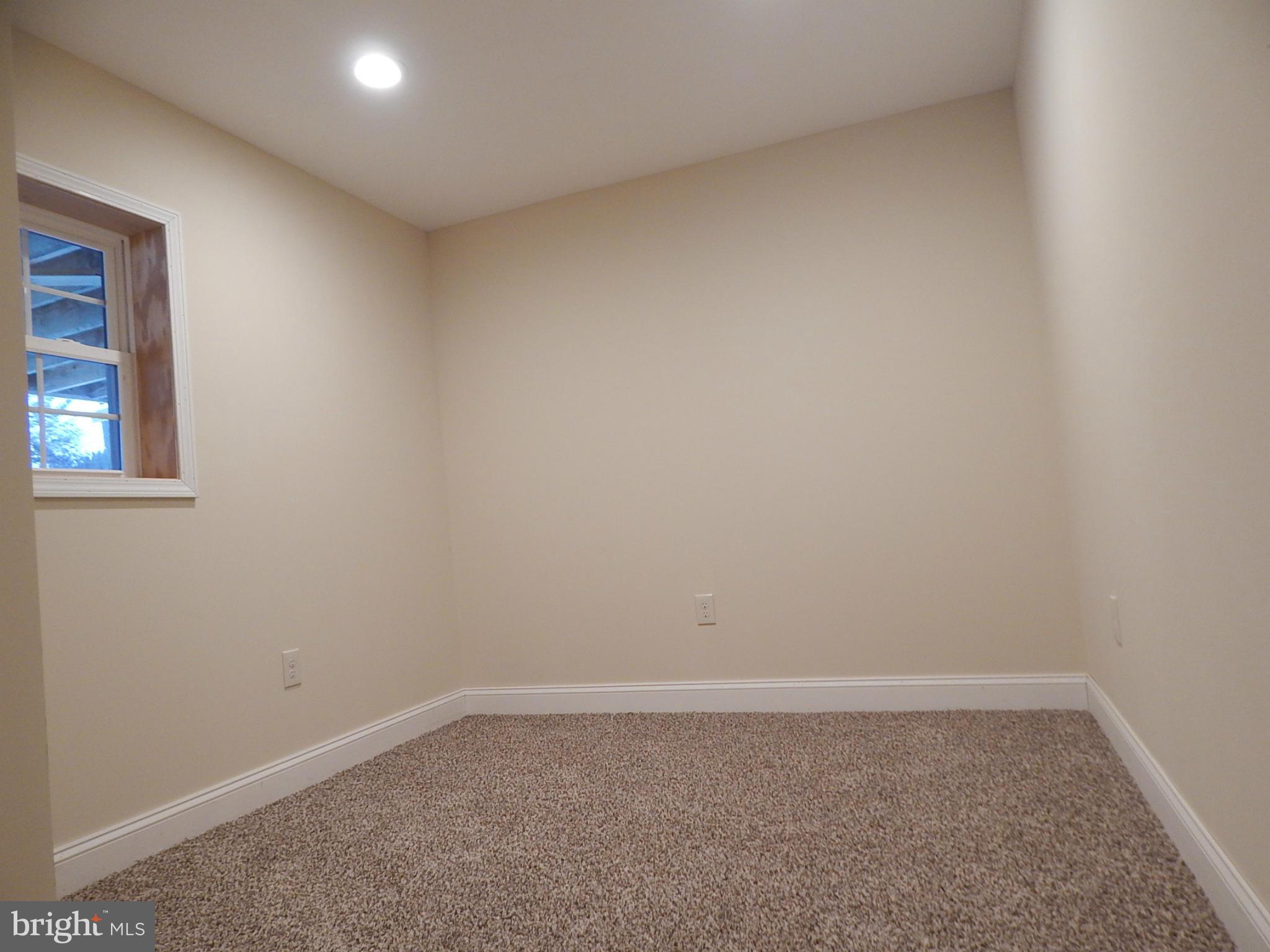 RIVIERA BEACH - Residential