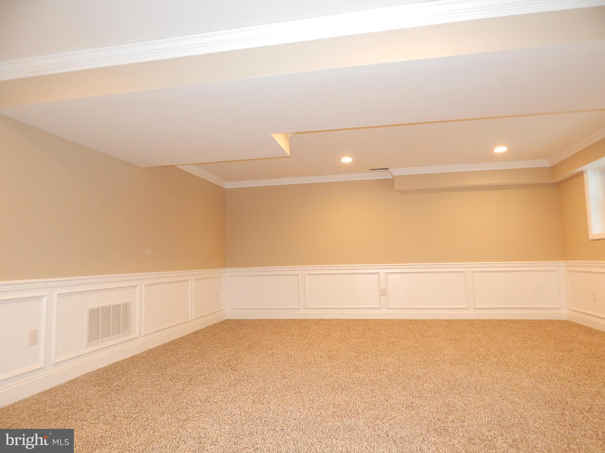 RIVIERA BEACH - Residential