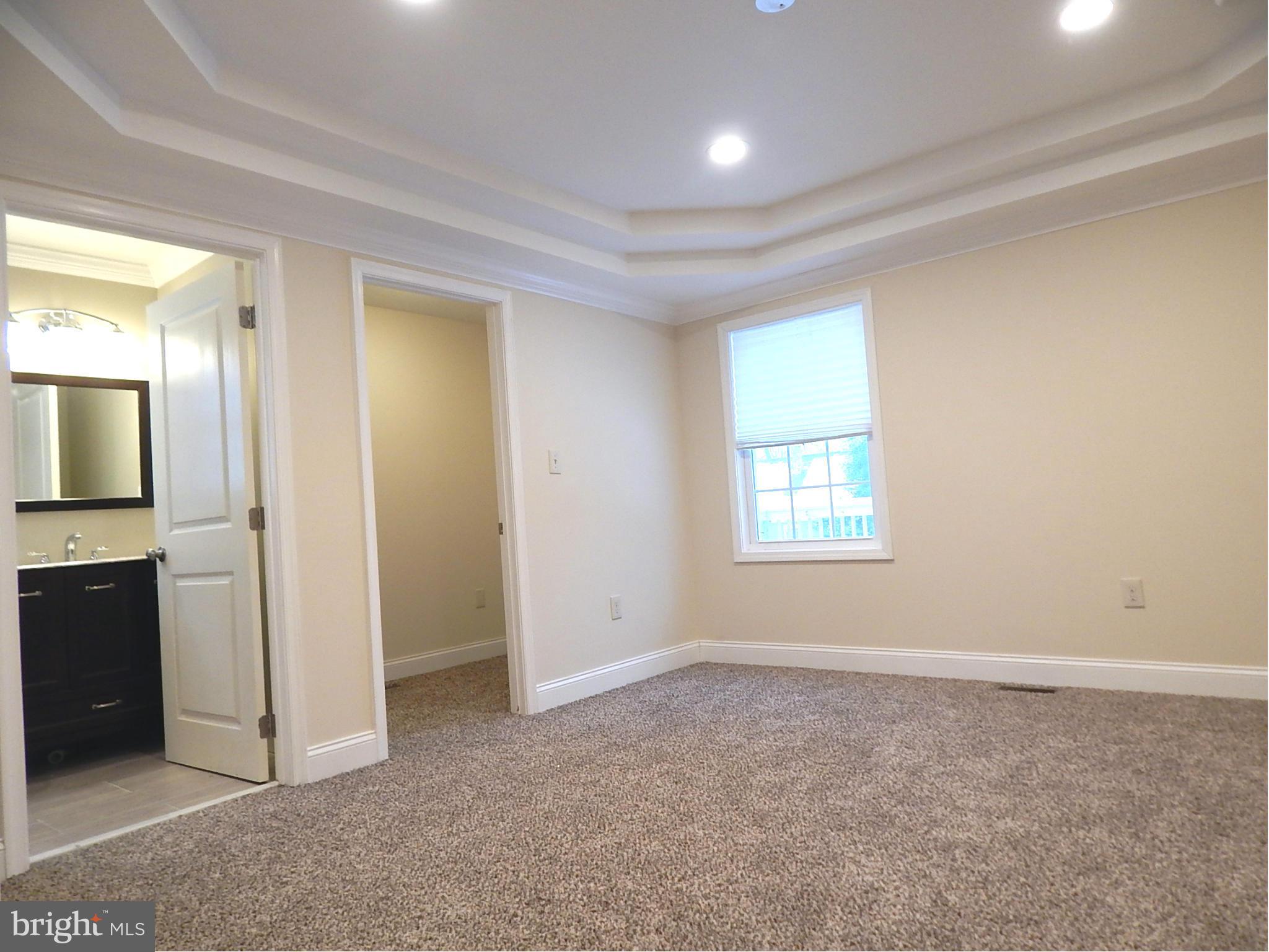 RIVIERA BEACH - Residential