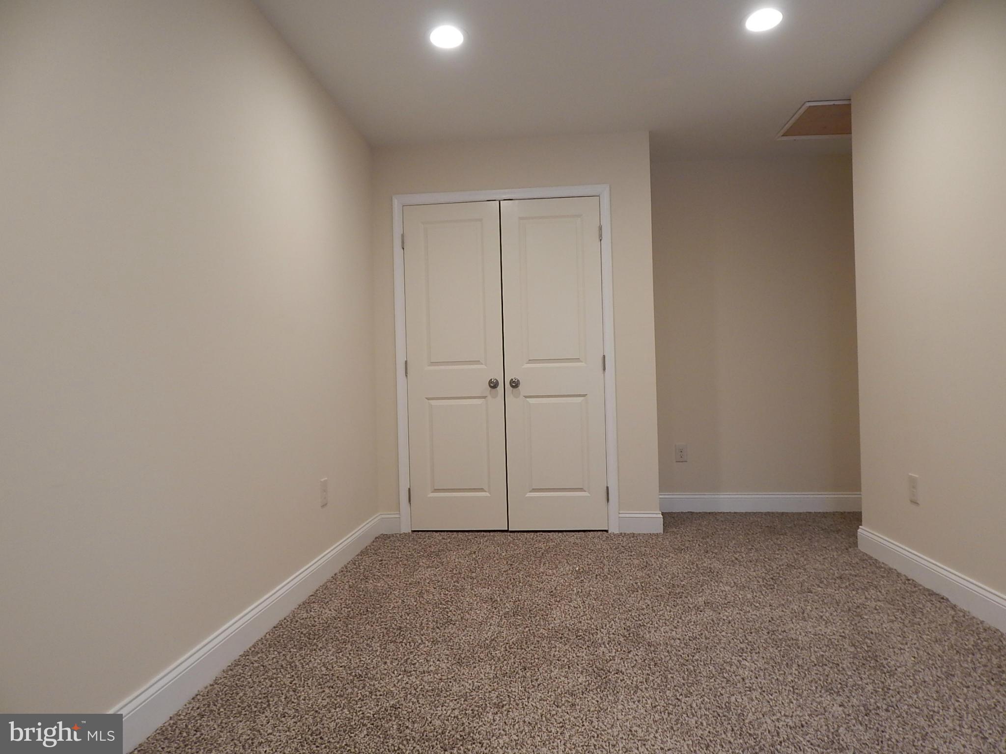 RIVIERA BEACH - Residential