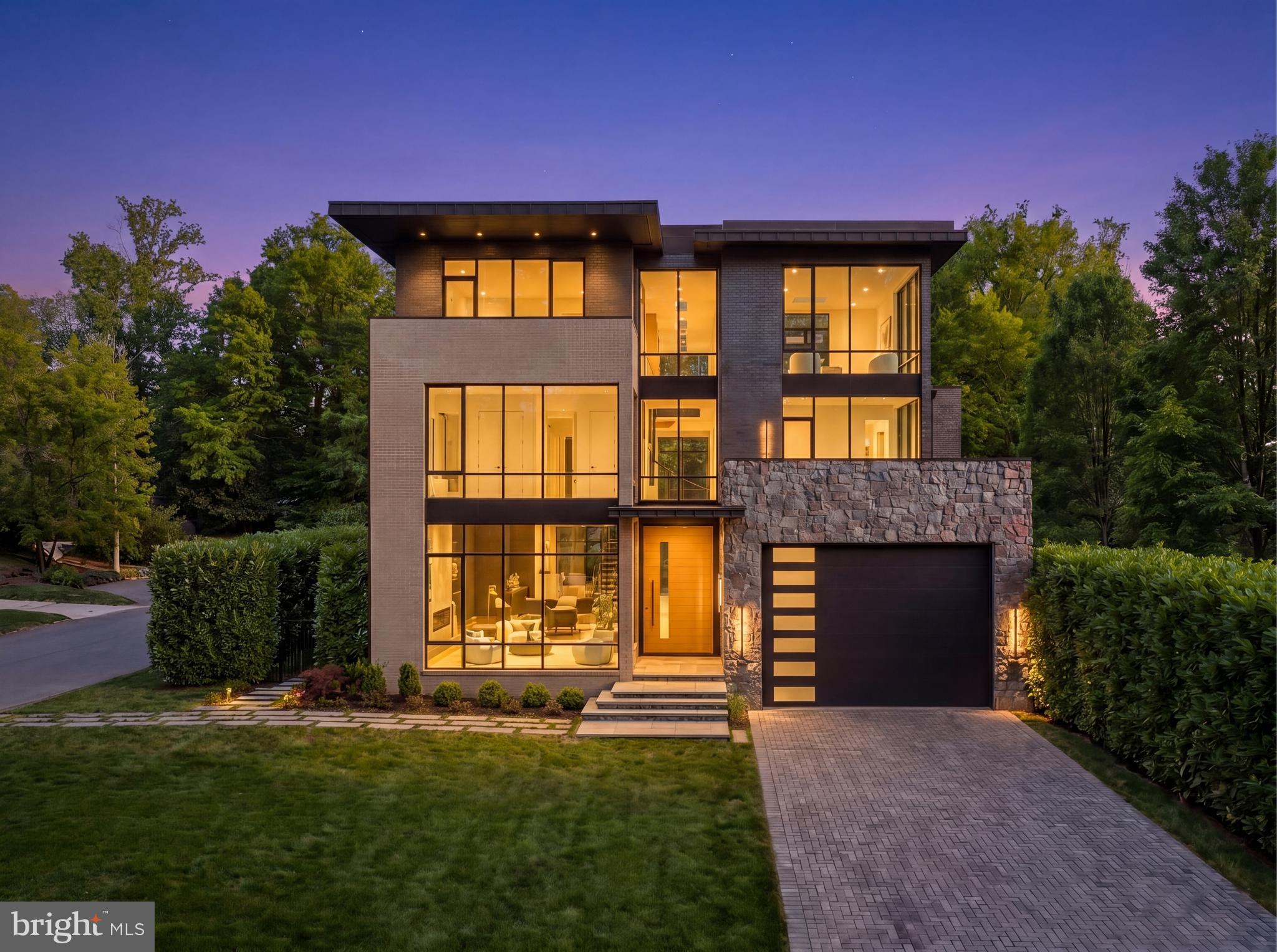 CHEVY CHASE - Residential