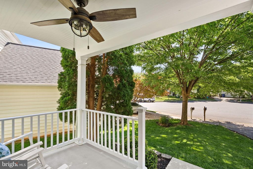 Photo of 644 Nathan Place NE, LEESBURG, VA 20176 (MLS # VALO2126124)