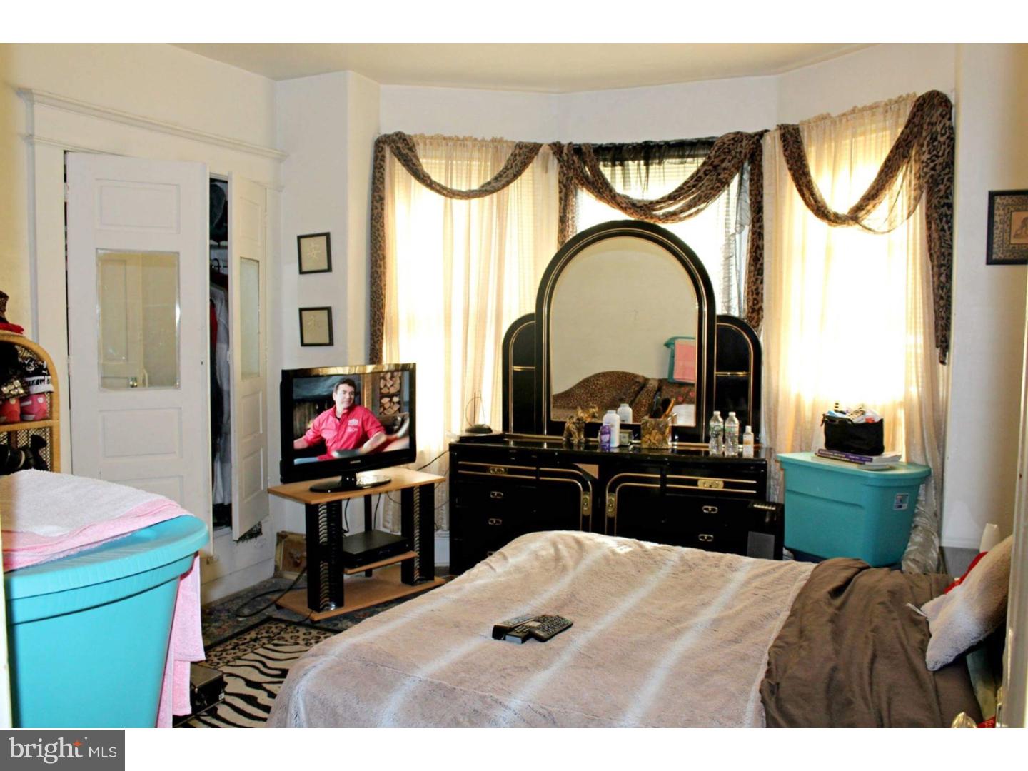 PHILADELPHIA (WEST) - Residential