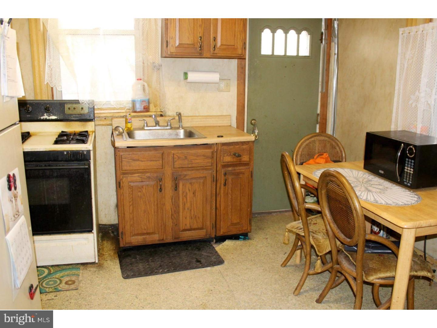 PHILADELPHIA (WEST) - Residential