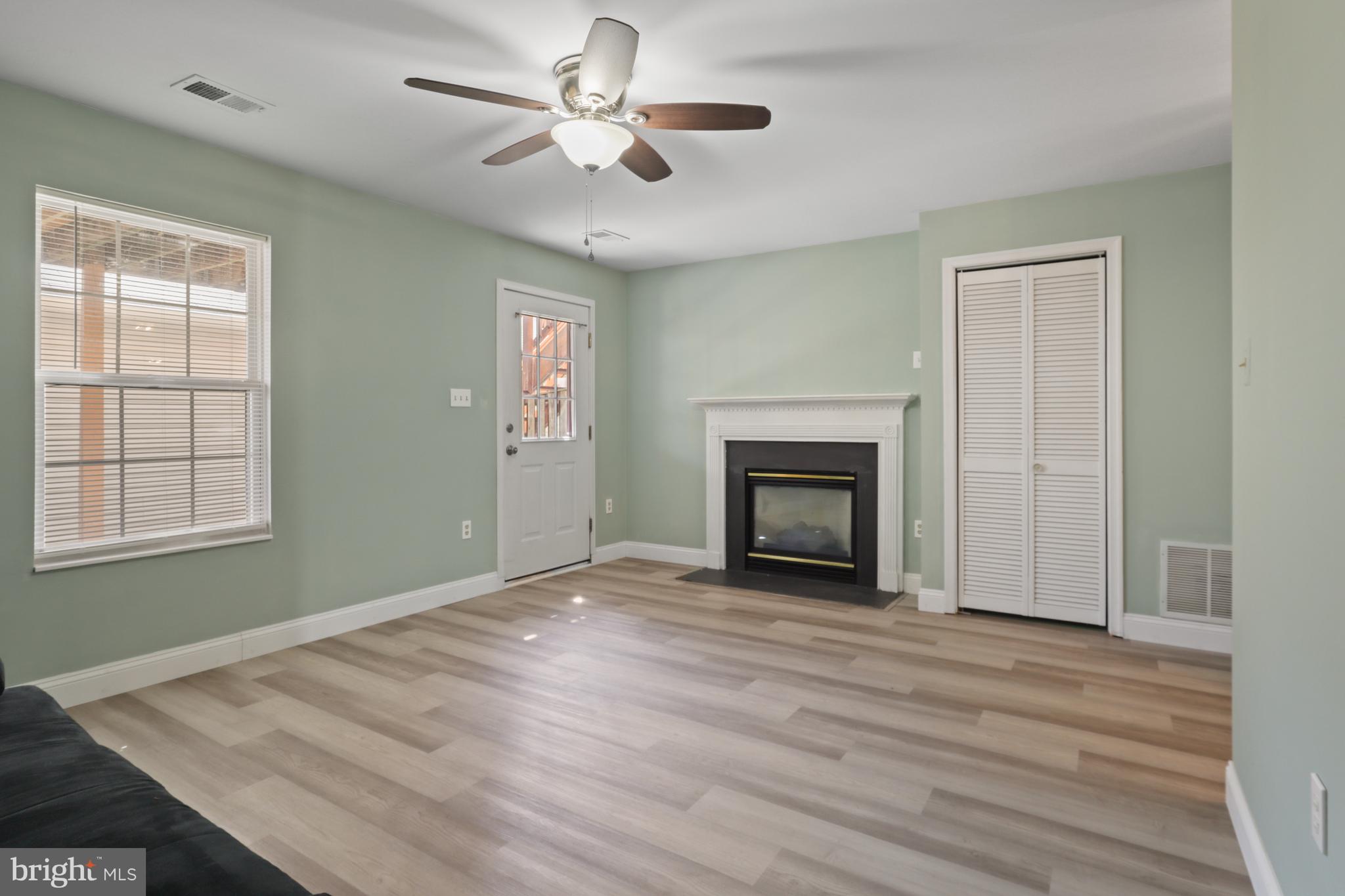 GROVEWOOD - Residential