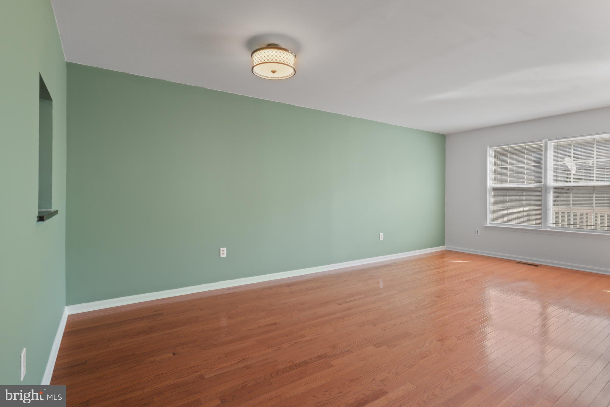 GROVEWOOD - Residential