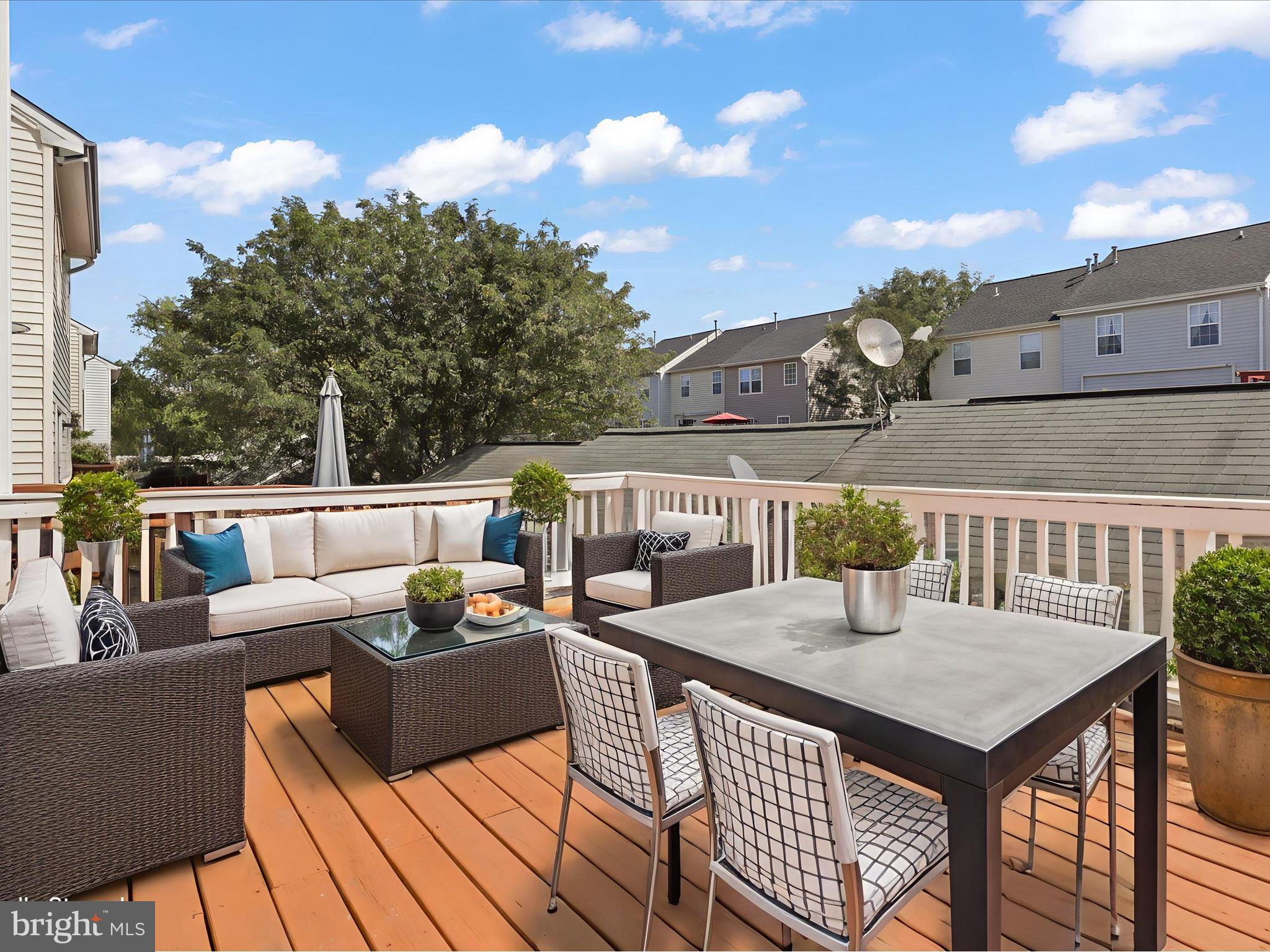 GROVEWOOD - Residential