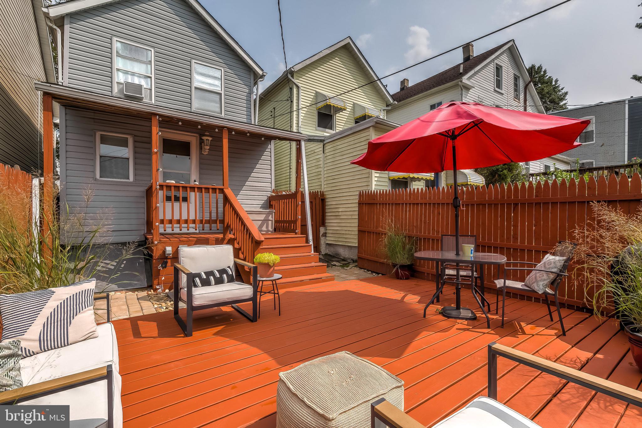 HAMPDEN HISTORIC DISTRICT - Residential