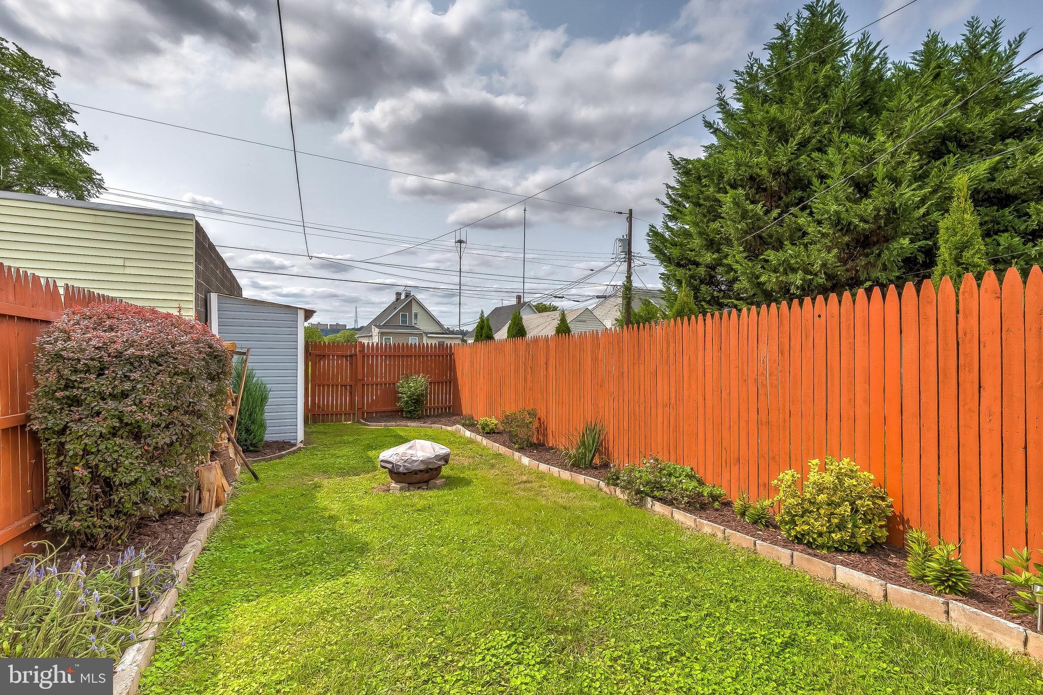 HAMPDEN HISTORIC DISTRICT - Residential