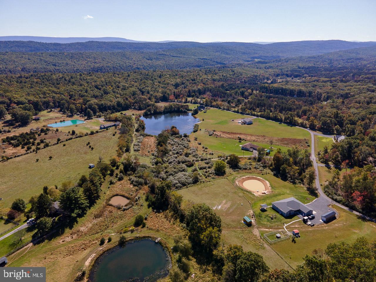 QUAKER LAKE SUBDIVISION - Land