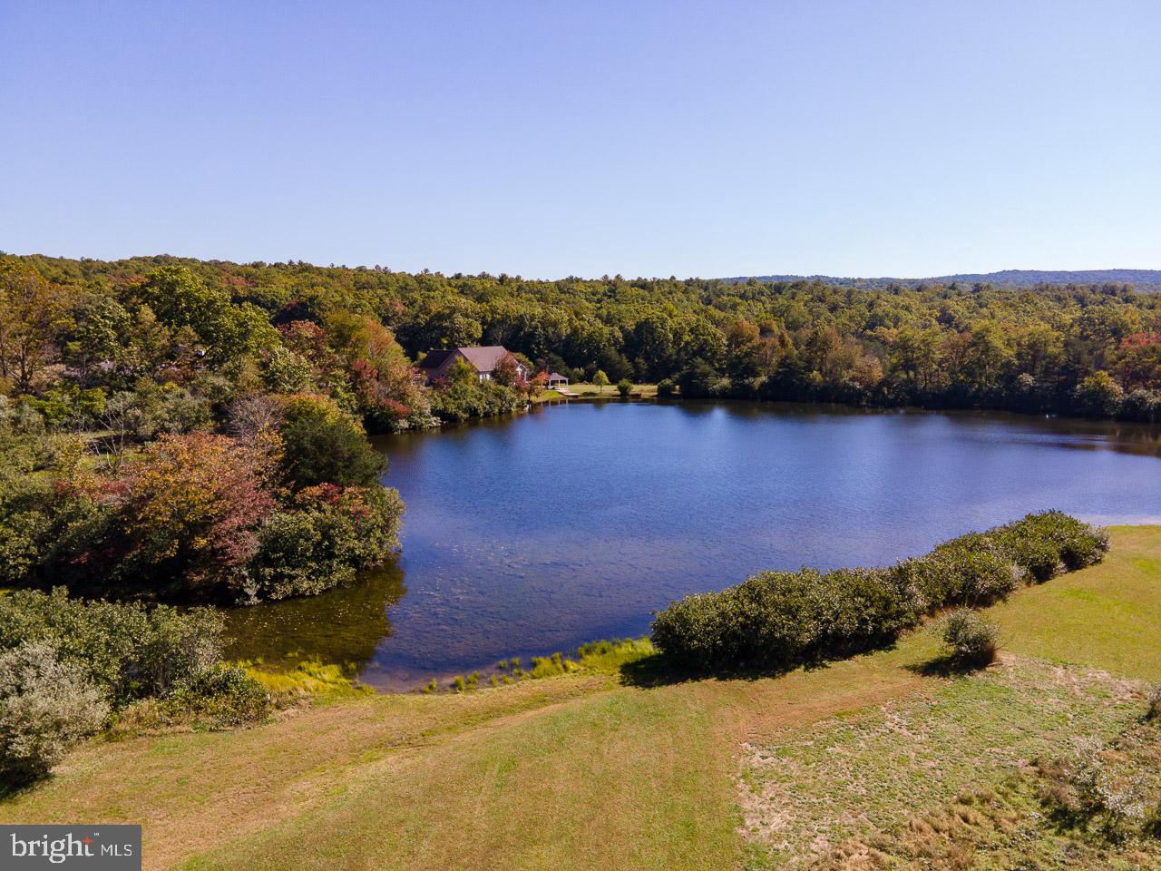 QUAKER LAKE SUBDIVISION - Land