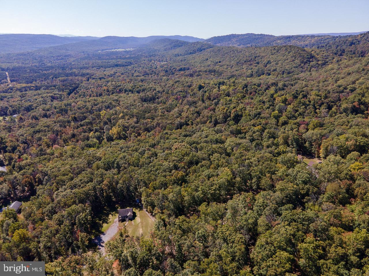 QUAKER LAKE SUBDIVISION - Land