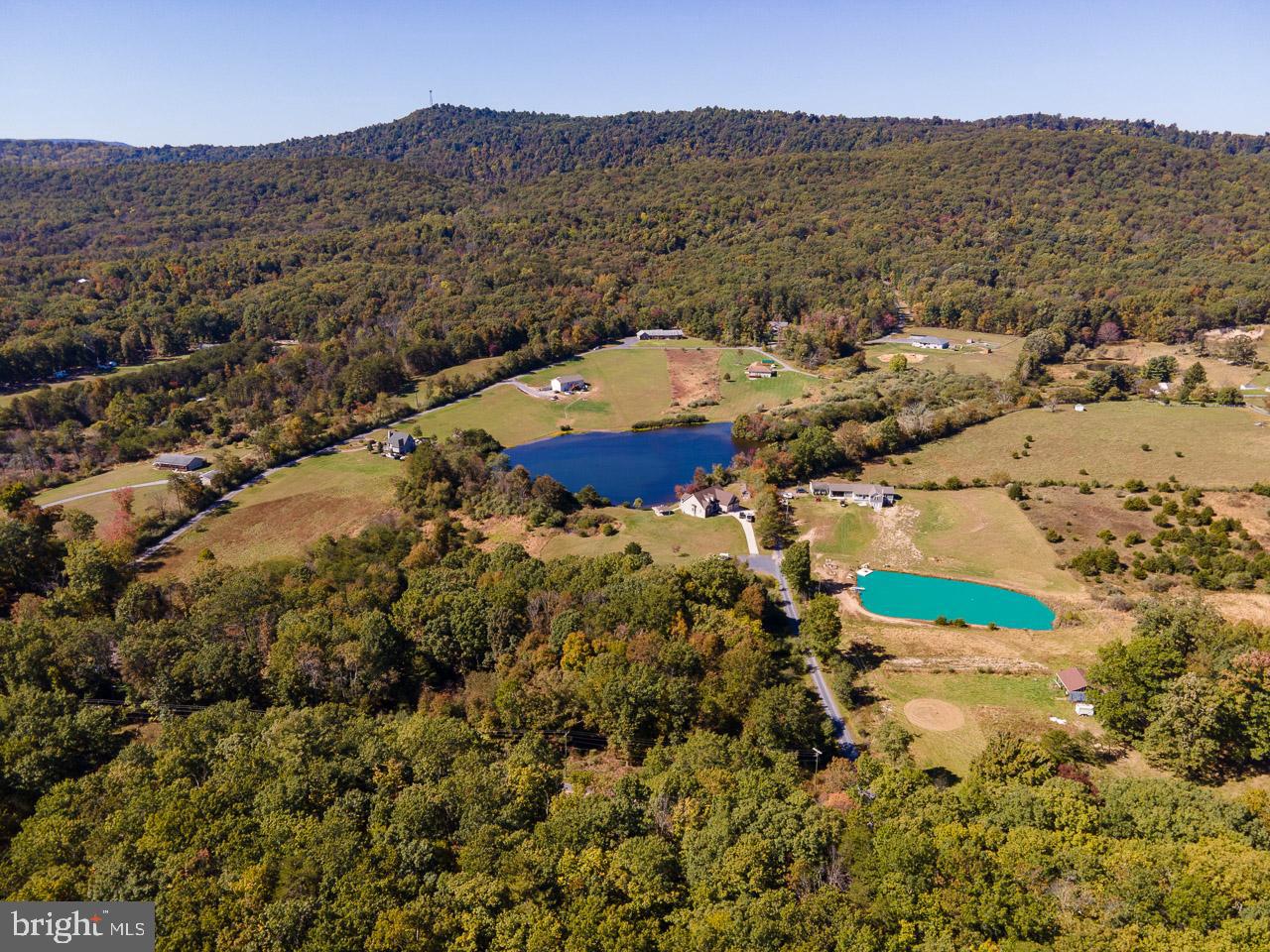 QUAKER LAKE SUBDIVISION - Land