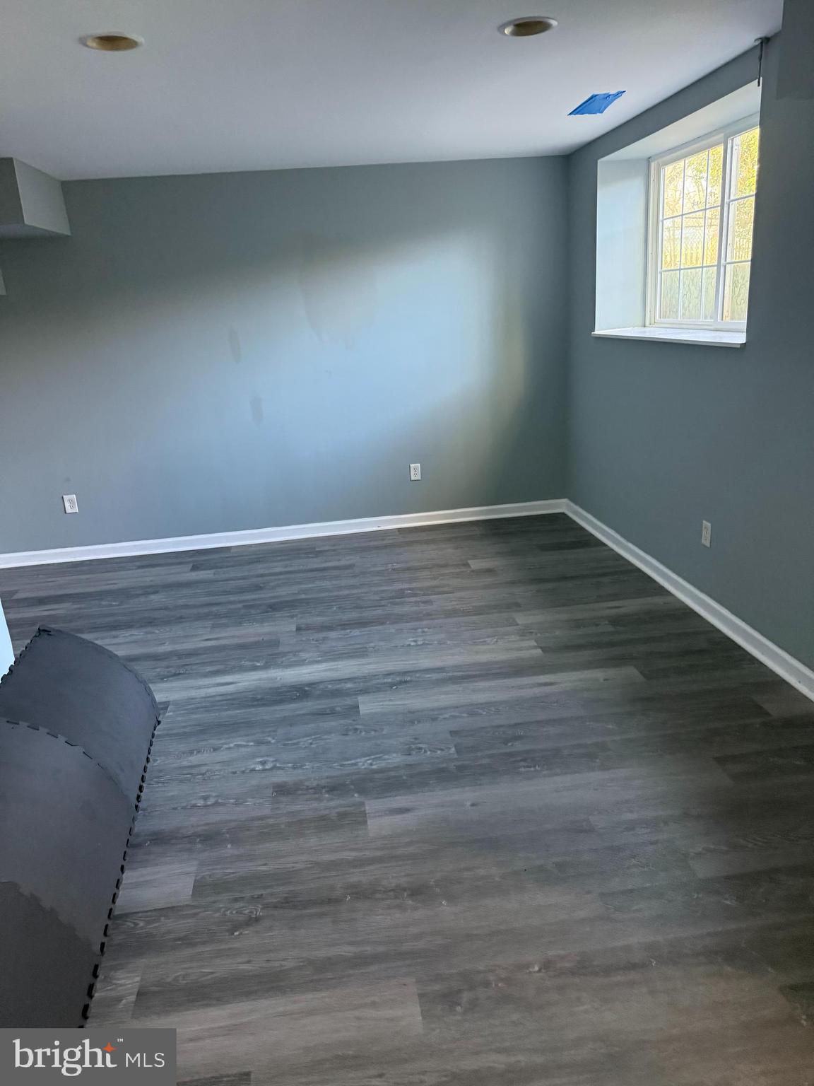 SYLVAN SHORES - Residential Lease