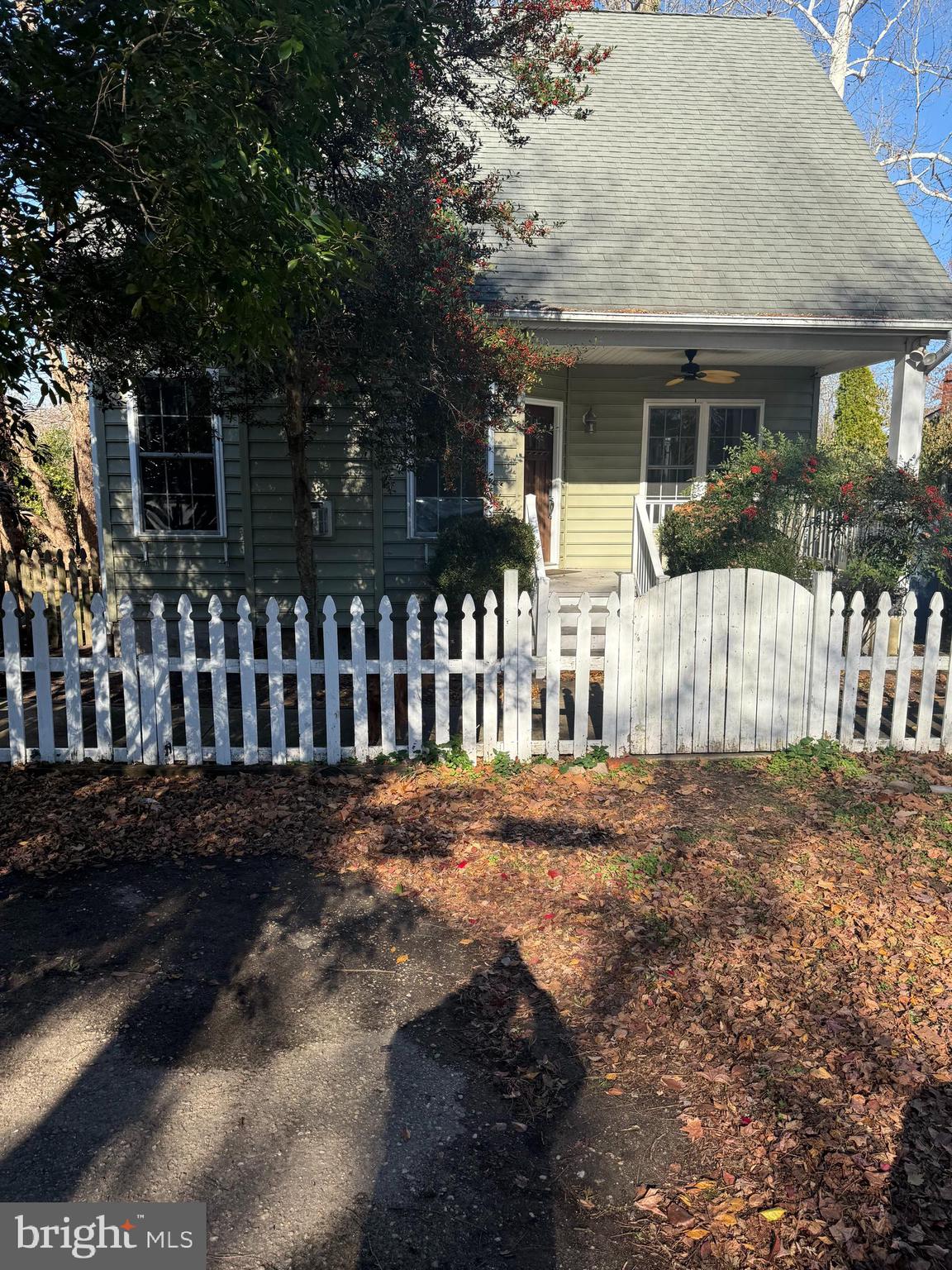 SYLVAN SHORES - Residential Lease