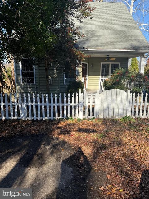 Homes For Rent - 17 Elm Road<br/> RIVA, MD 21140