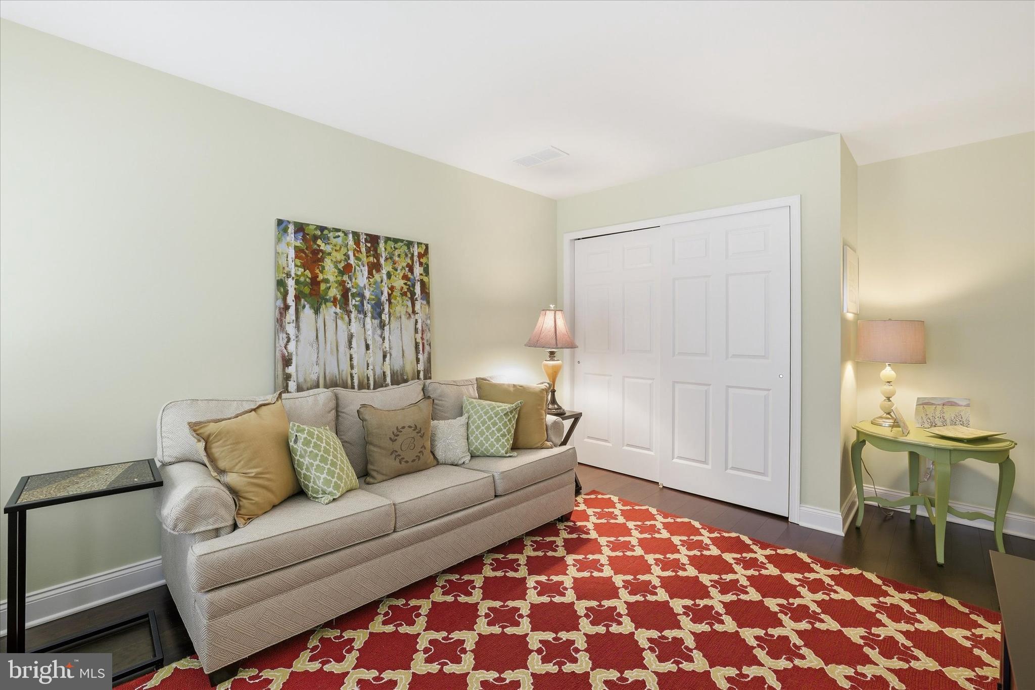 DELANCEY COURT - Residential