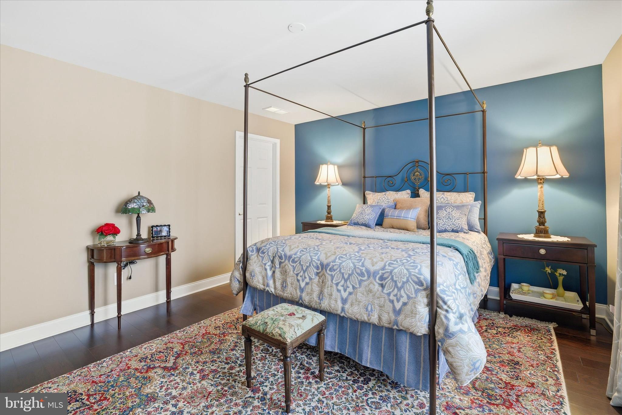 DELANCEY COURT - Residential