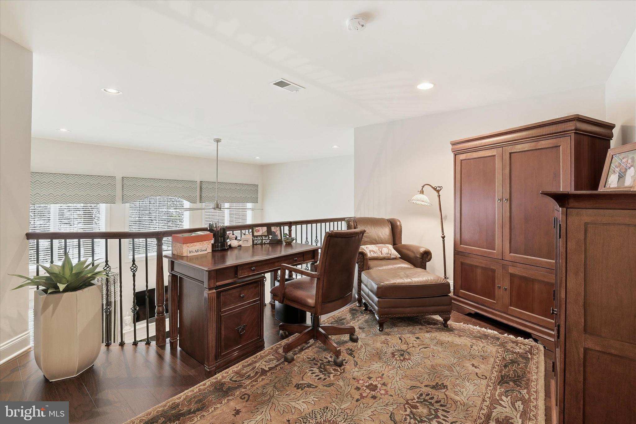 DELANCEY COURT - Residential