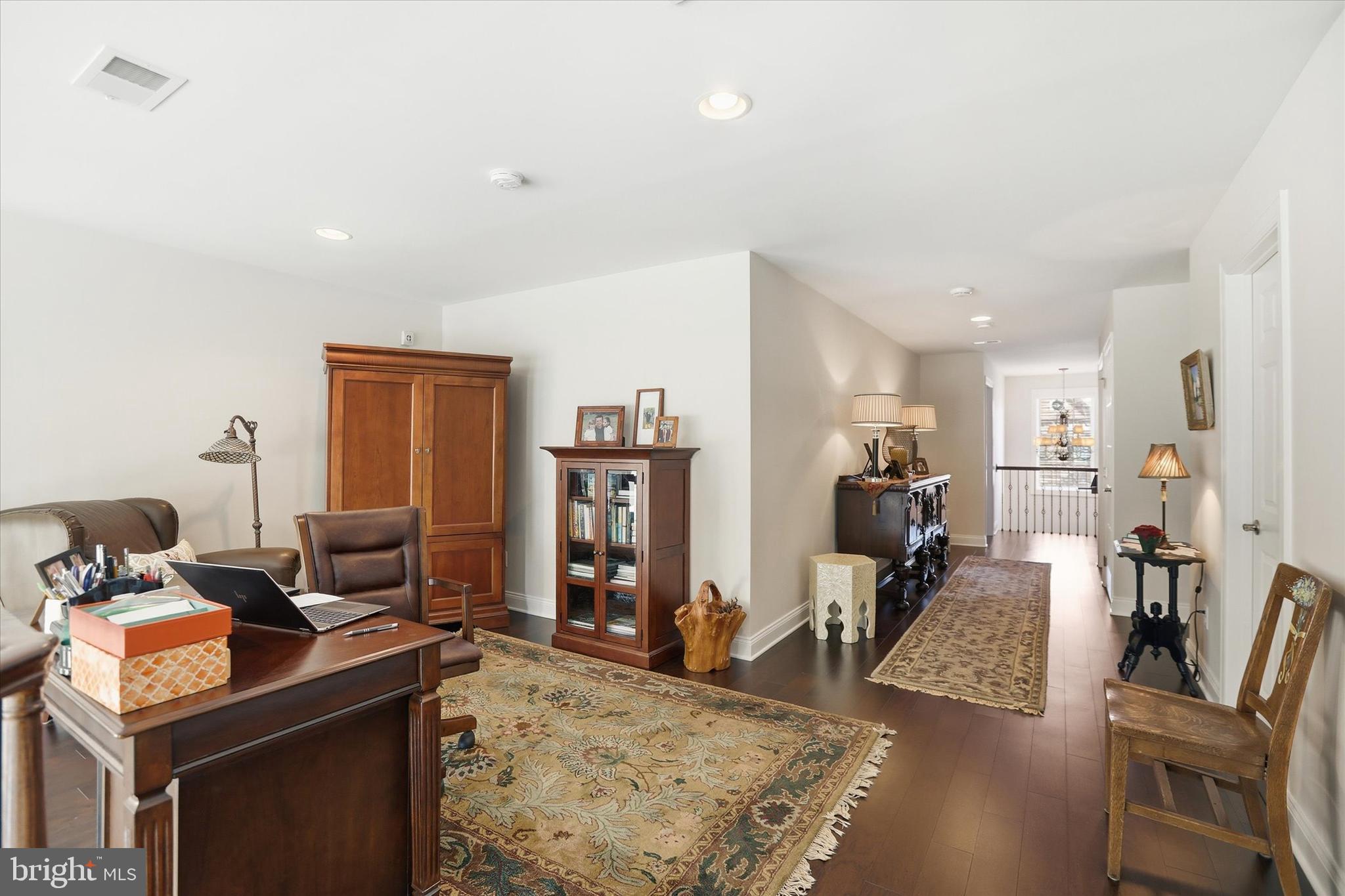 DELANCEY COURT - Residential