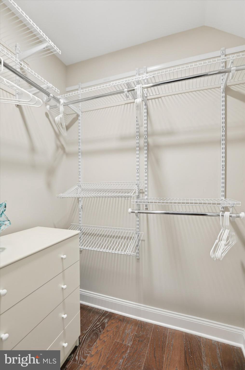 DELANCEY COURT - Residential