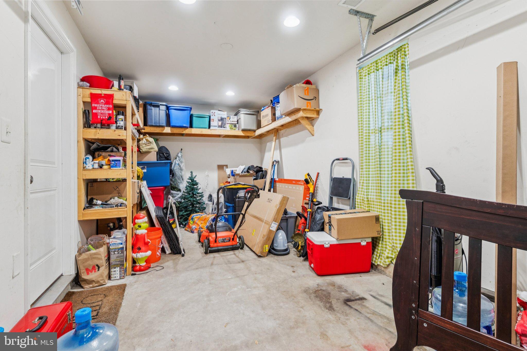 BROOKFIELD - Residential