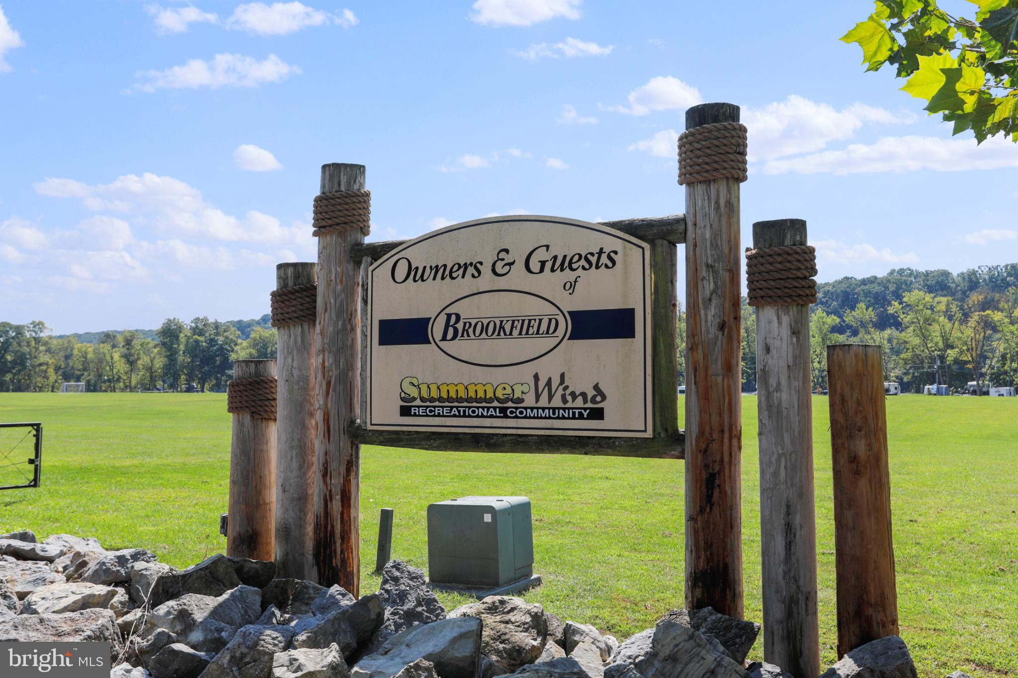 BROOKFIELD - Residential