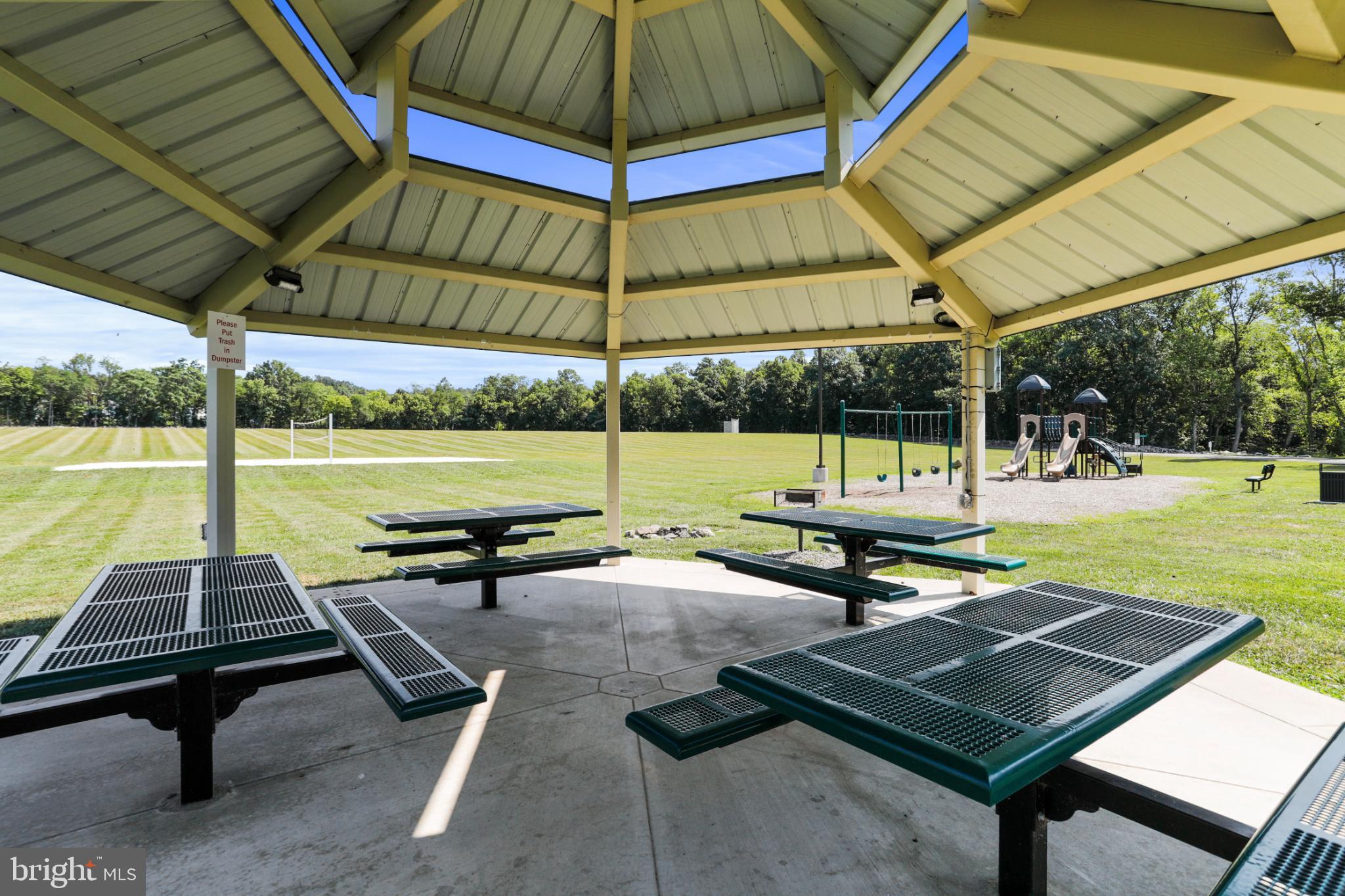 BROOKFIELD - Residential