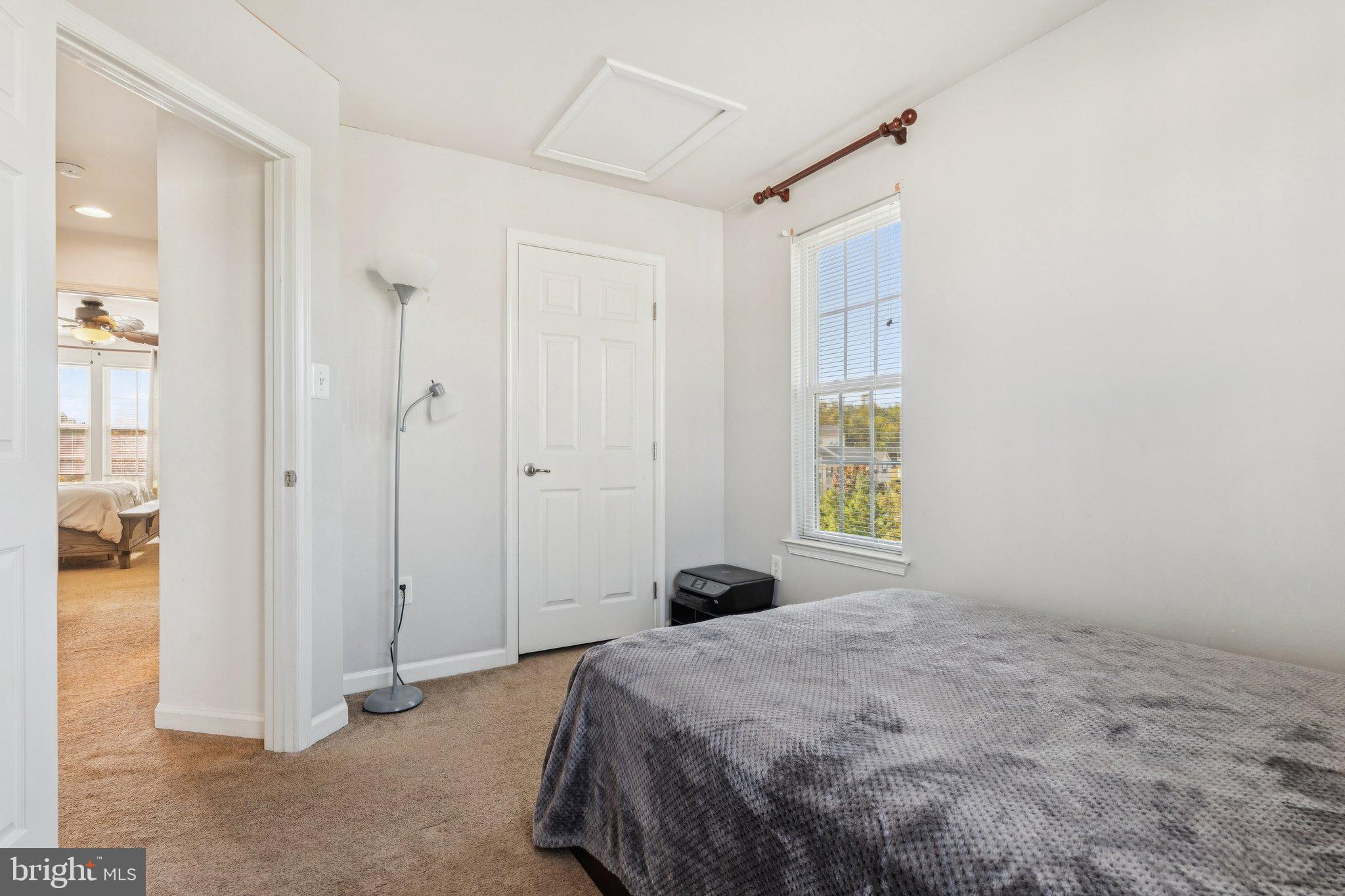 BROOKFIELD - Residential