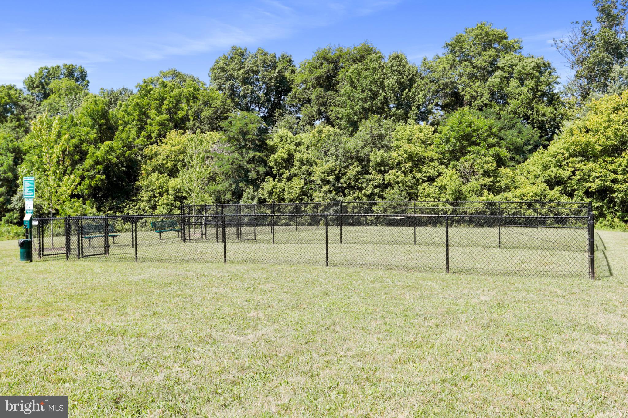 BROOKFIELD - Residential