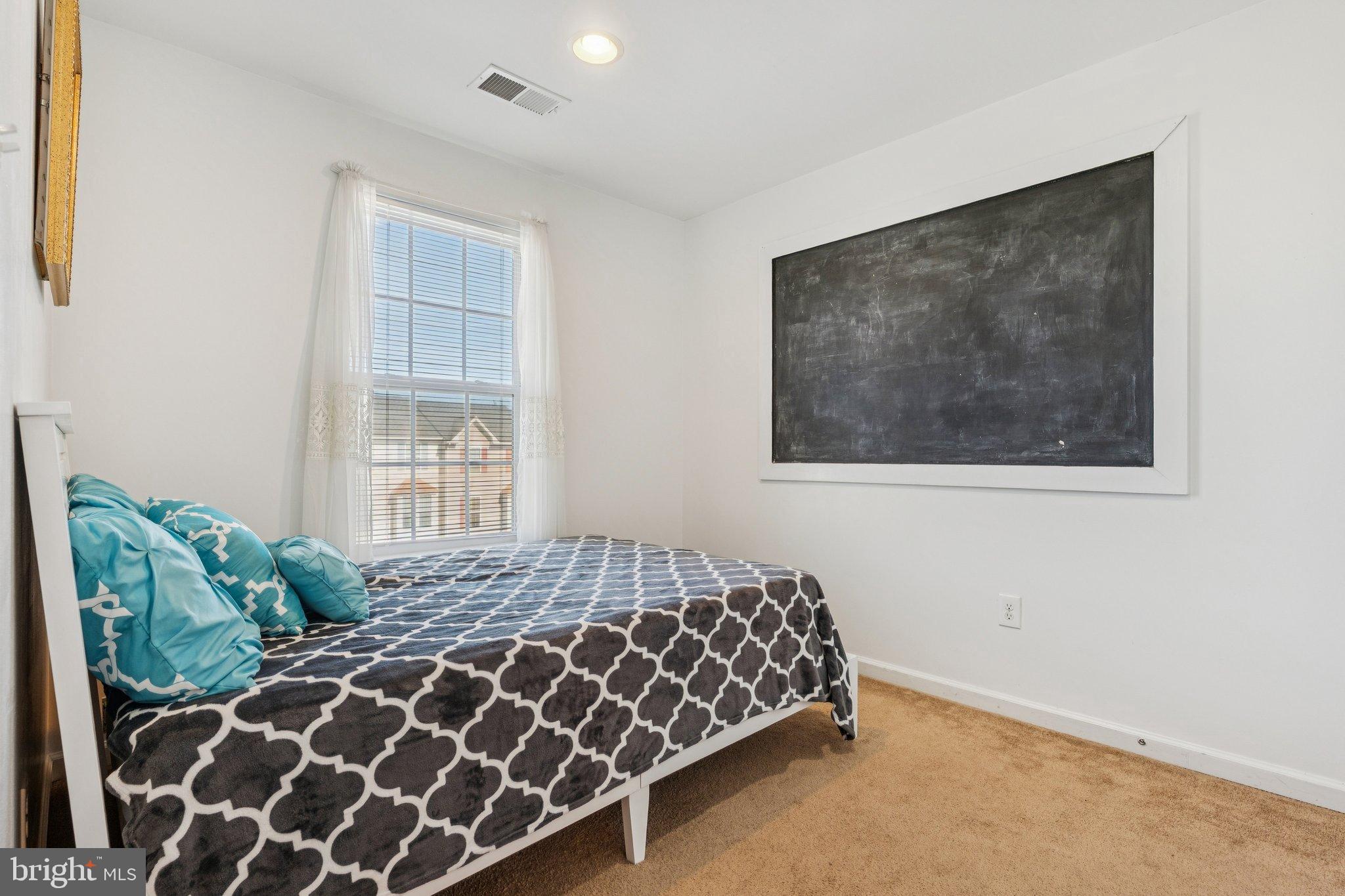 BROOKFIELD - Residential