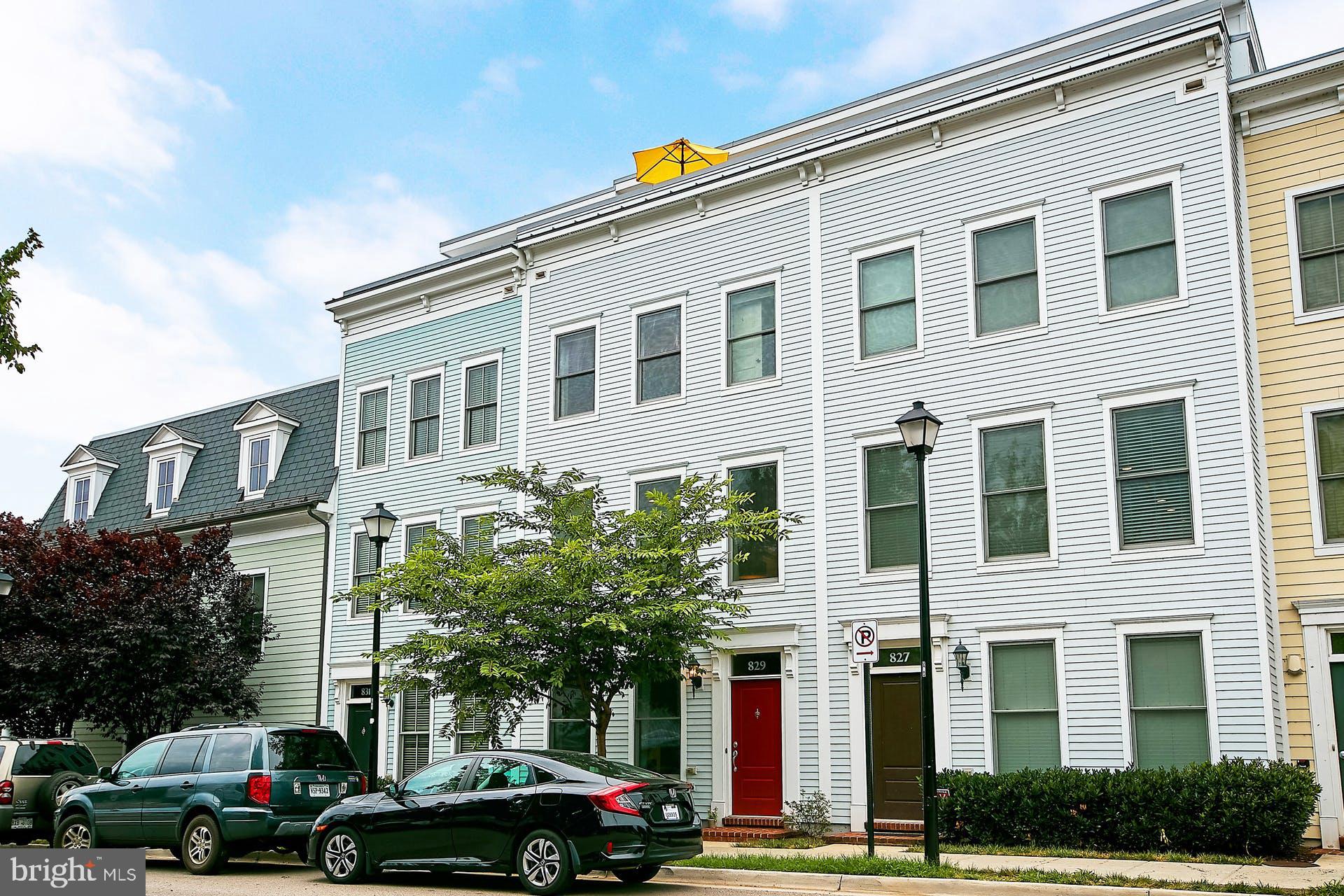 OLD TOWN COMMONS - Residential Lease