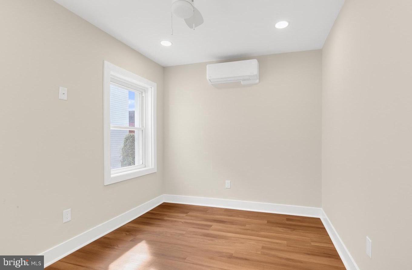 FAIRMOUNT - Residential Income