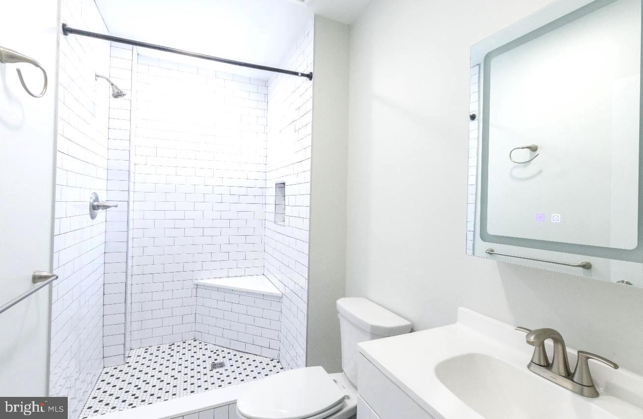 FAIRMOUNT - Residential Income