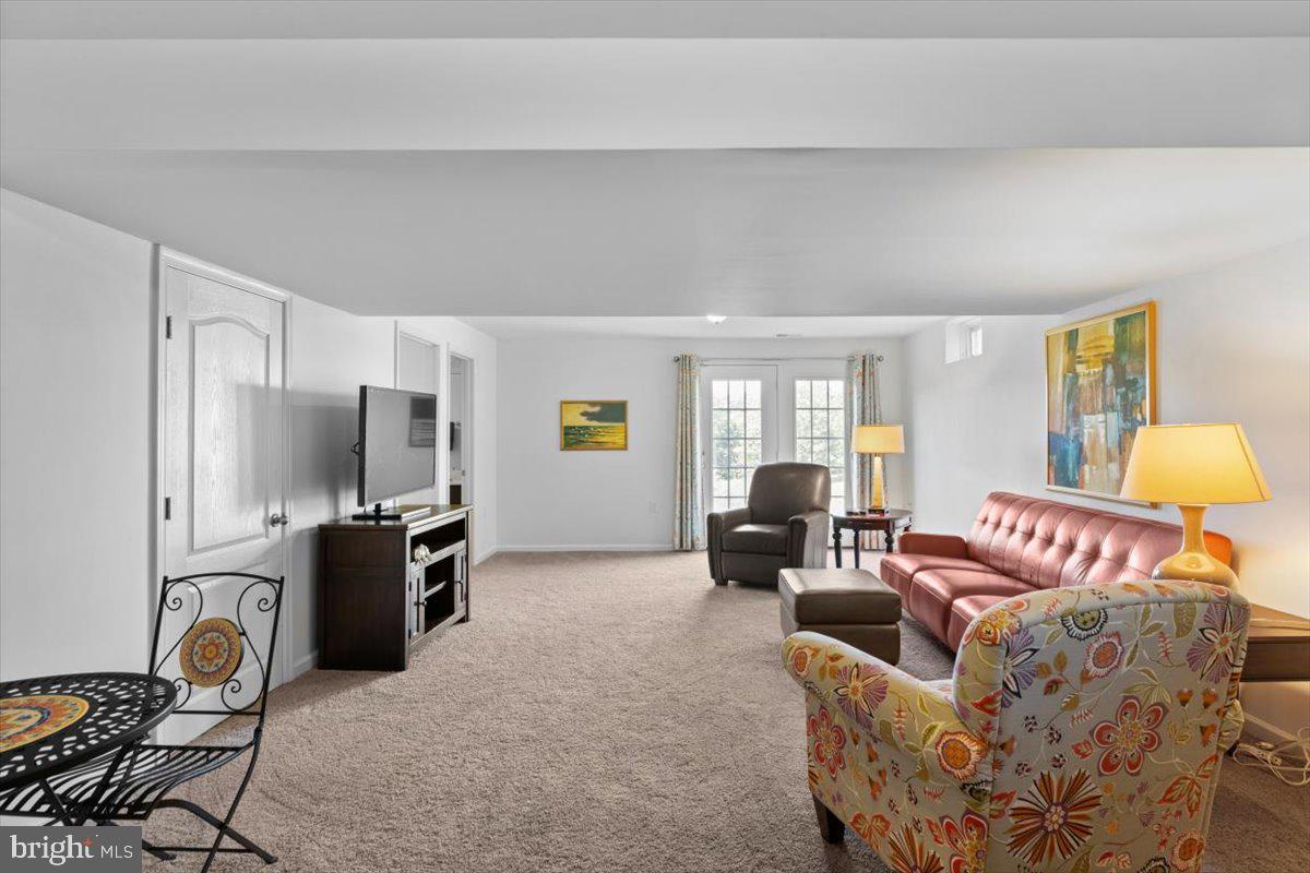 RED BUD RUN III - Residential