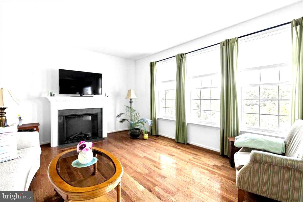 RED BUD RUN III - Residential