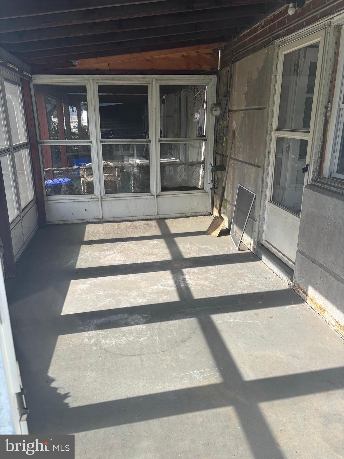 FOLCROFT - Residential Lease