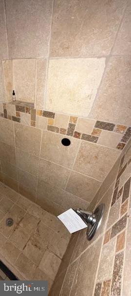 HIGHLANDTOWN - Residential