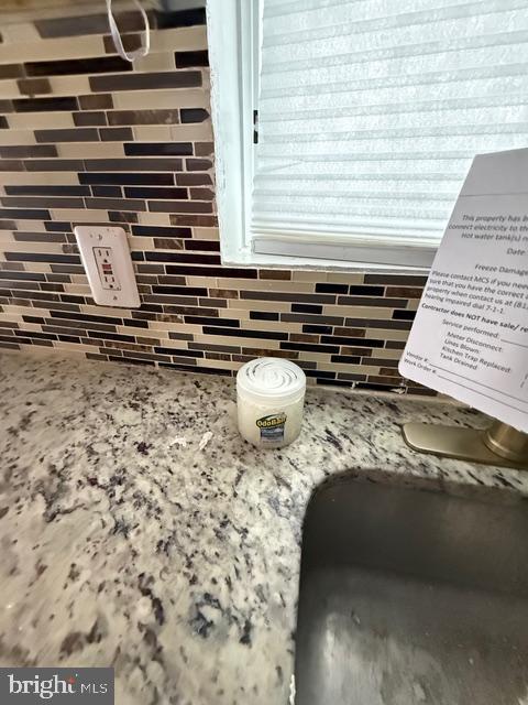 HIGHLANDTOWN - Residential