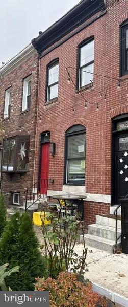 216 S CLINTON STREET