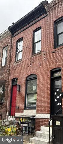 216 S CLINTON STREET