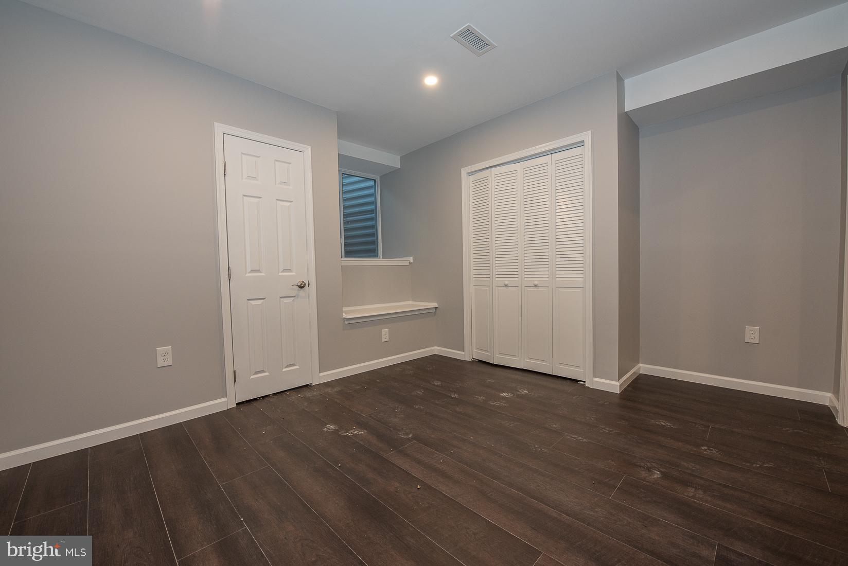 GRADUATE HOSPITAL - Residential Lease